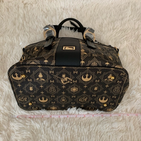 Rare Disney Star Wars Dooney & Bourke Satchel - Picture 8 of 8
